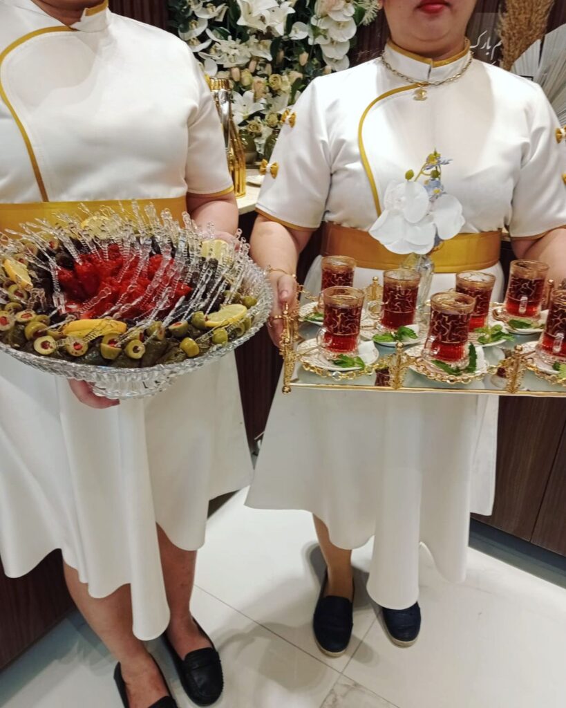 خدمة شاي وقهوة بالكويت